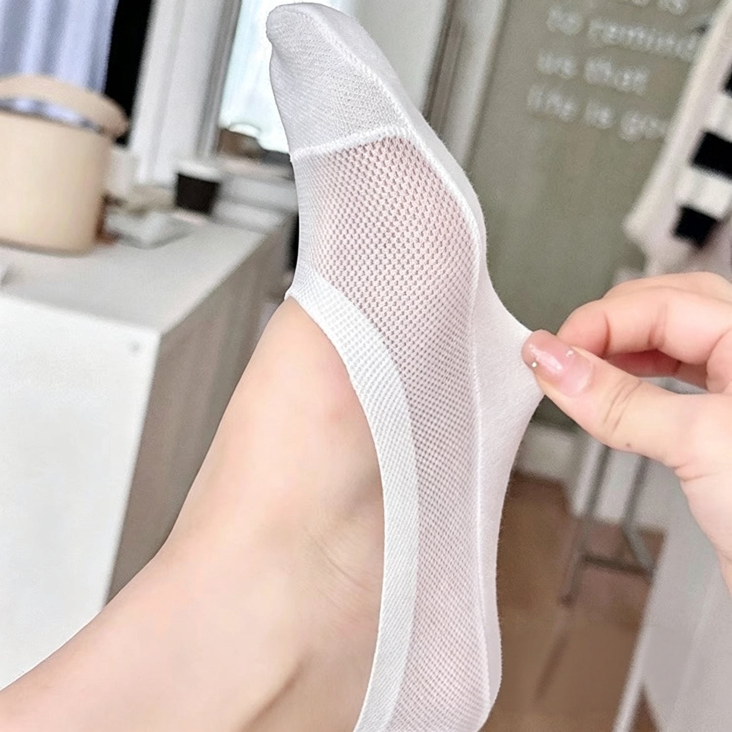 This bundle contains 4 styles of socks:                                            ✅10 Pairs Ice Silk Invisible Socks ✅6 Pairs Cotton Invisible Socks       ✅12 Pairs Short Tube Socks       ✅10 Pairs Anti-slip Black Silk  Socks